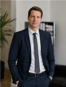 Dr. Anton Voigt